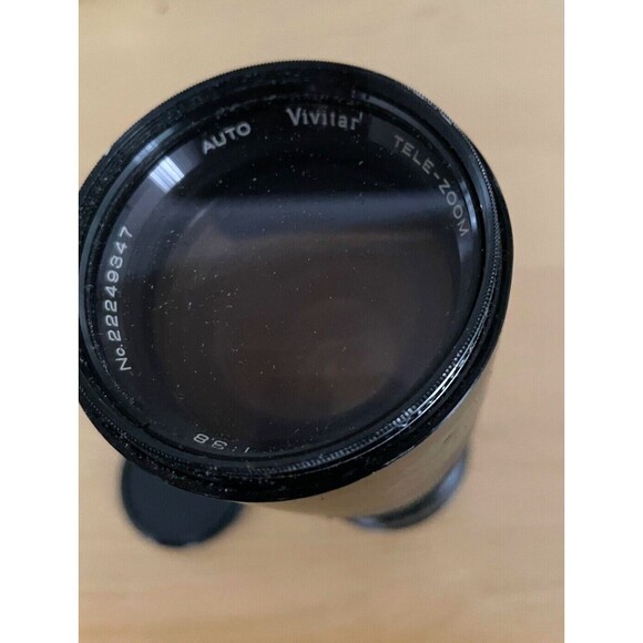 Vivitar 85-205mm F/3.8 Tele-Zoom Lens w/ Skylight Filter, Lens Caps & Case - Picture 6 of 9